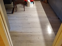 Монтаж кварцвиниловой плитки